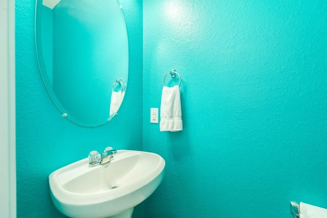 707 Burr Oak, Richwood, TX 77531