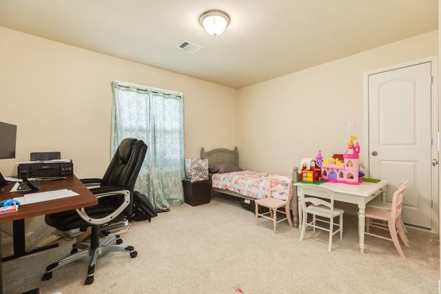 707 Burr Oak, Richwood, TX 77531