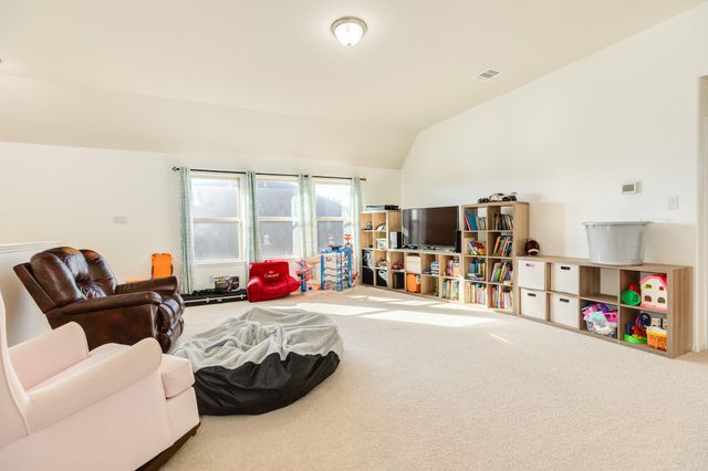 707 Burr Oak, Richwood, TX 77531