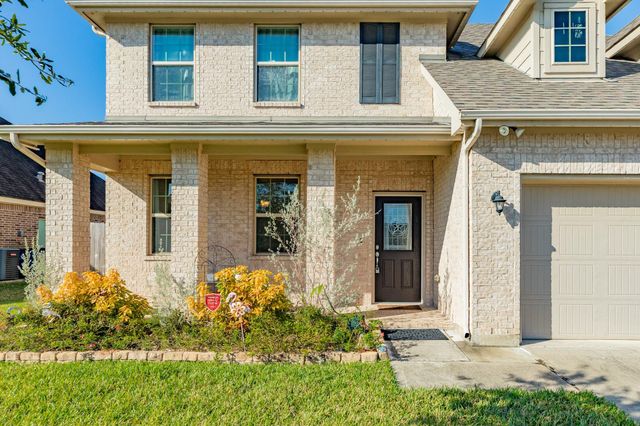 707 Burr Oak, Richwood, TX 77531