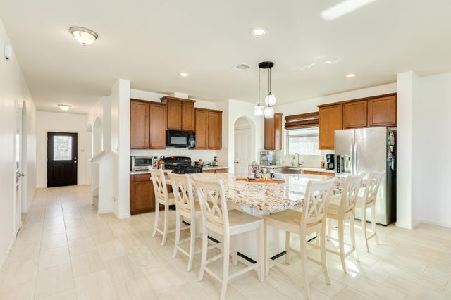 707 Burr Oak, Richwood, TX 77531