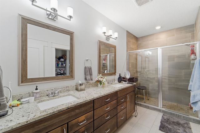 1708 Timberview Drive, Norwalk, IA 50211