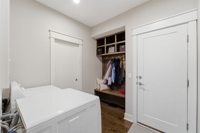 1708 Timberview Drive, Norwalk, IA 50211