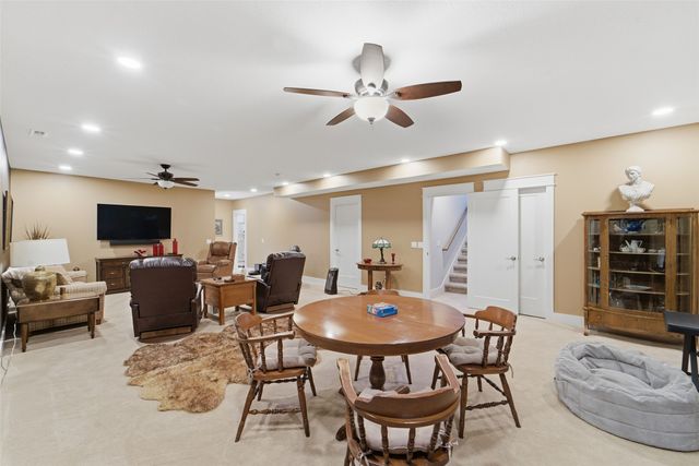 1708 Timberview Drive, Norwalk, IA 50211