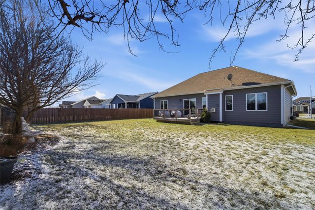 1708 Timberview Drive, Norwalk, IA 50211