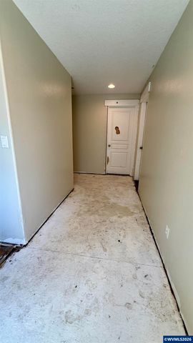 3793 Avalon Av NE, Albany, OR 97322