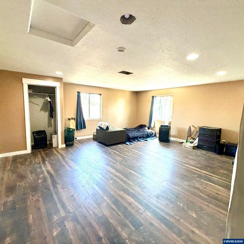 3793 Avalon Av NE, Albany, OR 97322