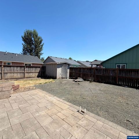 3793 Avalon Av NE, Albany, OR 97322