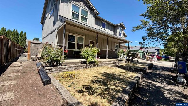 3793 Avalon Av NE, Albany, OR 97322