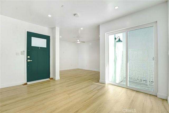 1146 West Blvd, Los Angeles, CA 90019