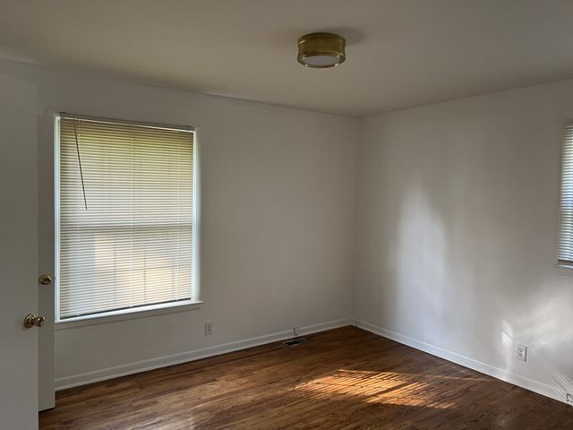 2811 Cooper Ln, Nashville, TN 37216