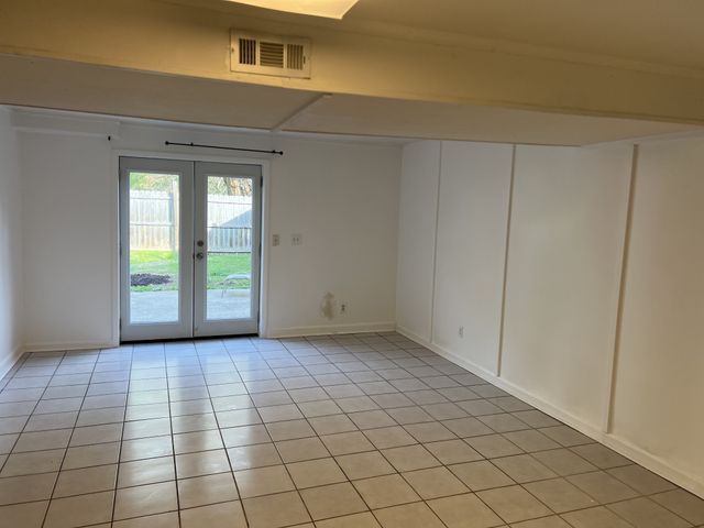 2811 Cooper Ln, Nashville, TN 37216