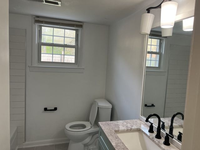 2811 Cooper Ln, Nashville, TN 37216