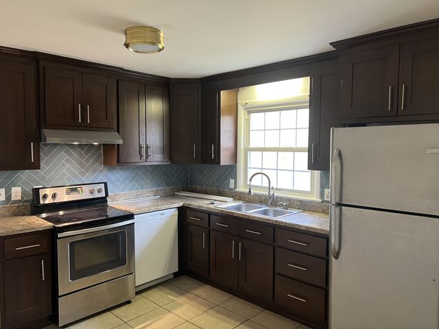 2811 Cooper Ln, Nashville, TN 37216