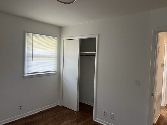 2811 Cooper Ln, Nashville, TN 37216