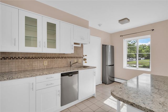 160 Waterman Street 5, Providence, RI 02906