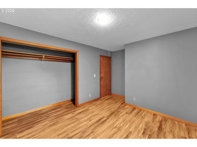 600 E MOUNTAINVIEW Dr, Newberg, OR 97132