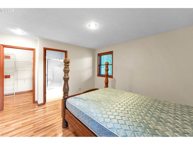 600 E MOUNTAINVIEW Dr, Newberg, OR 97132