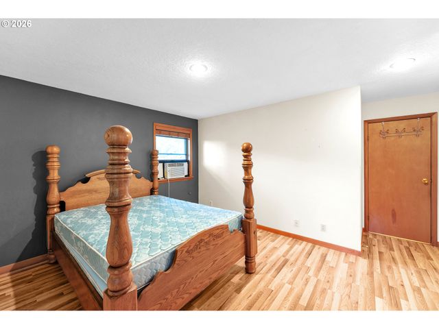 600 E MOUNTAINVIEW Dr, Newberg, OR 97132