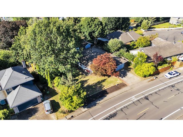 600 E MOUNTAINVIEW Dr, Newberg, OR 97132