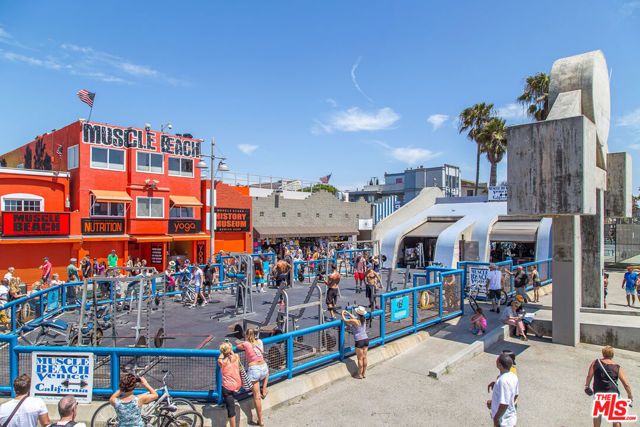 613 6TH Avenue, Venice (los Angeles), CA 90291