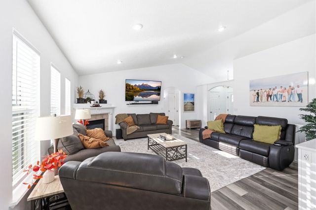 1816 RIVER BOTTOM RD, Springville, UT 84663