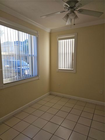 1543 SE 25th St 100, Homestead, FL 33035