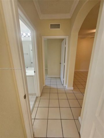 1543 SE 25th St 100, Homestead, FL 33035