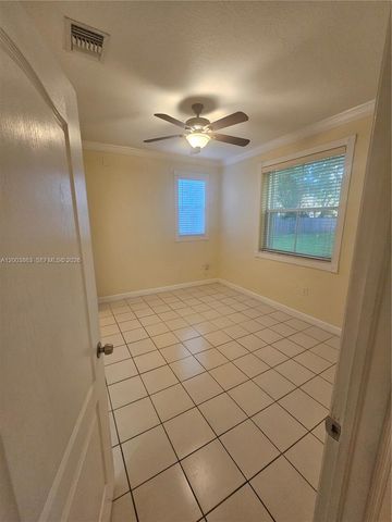 1543 SE 25th St 100, Homestead, FL 33035