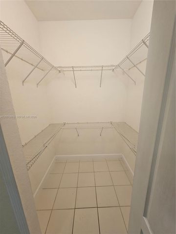 1543 SE 25th St 100, Homestead, FL 33035