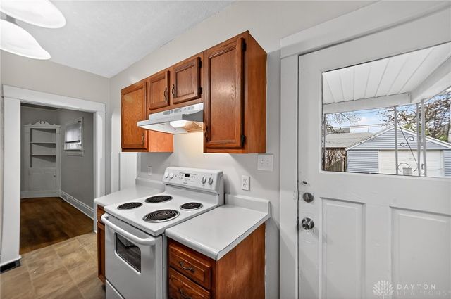 2536 Ravenwood Avenue, Dayton, OH 45406