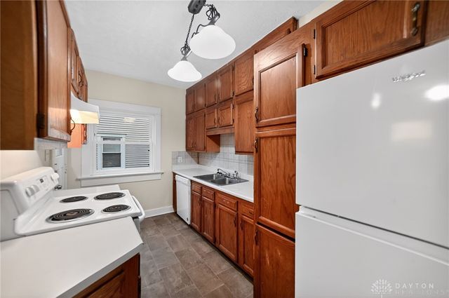 2536 Ravenwood Avenue, Dayton, OH 45406