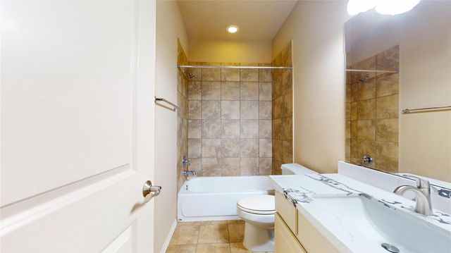 18814 Cove Vista Lane, Cypress, TX 77433