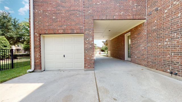 18814 Cove Vista Lane, Cypress, TX 77433