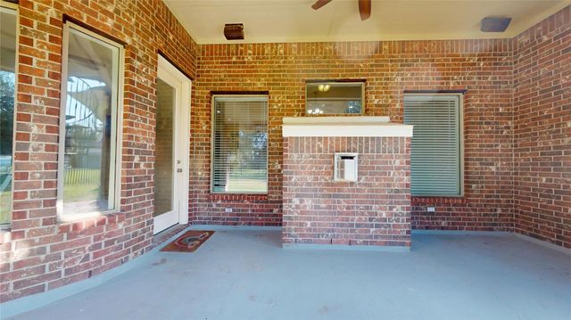 18814 Cove Vista Lane, Cypress, TX 77433