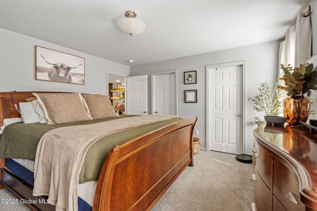 562 3rd Avenue, Troy, NY 12182