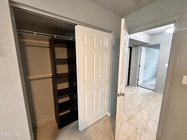 562 3rd Avenue, Troy, NY 12182