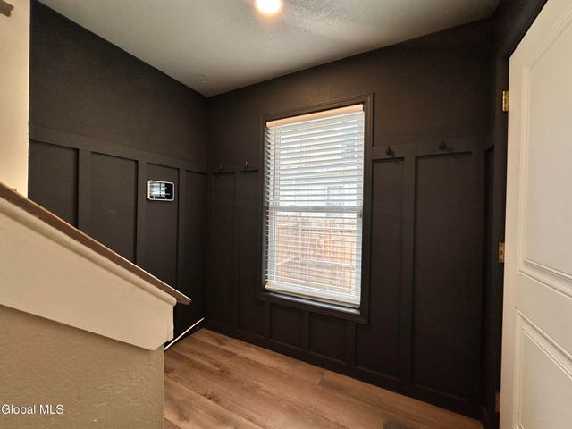 562 3rd Avenue, Troy, NY 12182