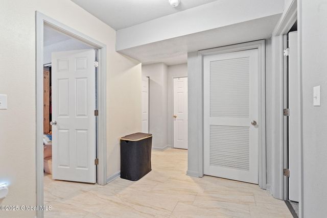 562 3rd Avenue, Troy, NY 12182