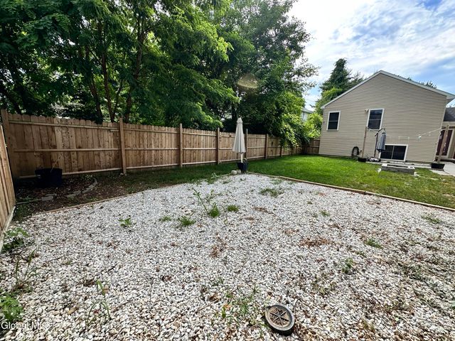 562 3rd Avenue, Troy, NY 12182