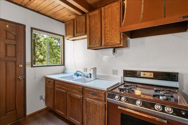 1011 Butte Avenue, Big Bear, CA 92314