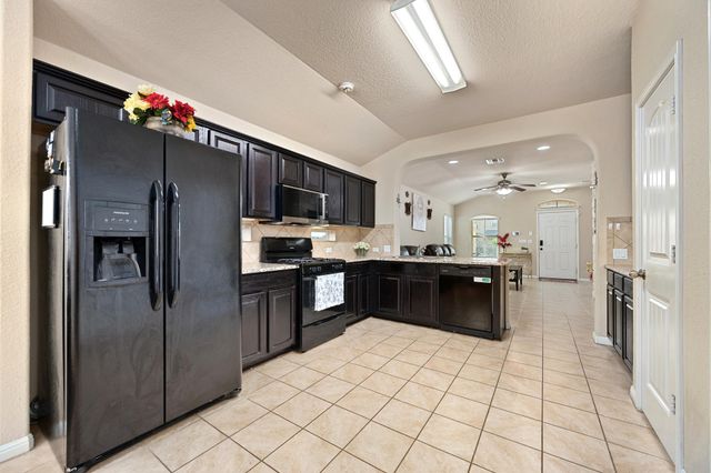 1405 Bess CV, Leander, TX 78641
