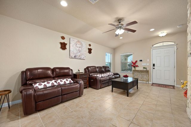 1405 Bess CV, Leander, TX 78641