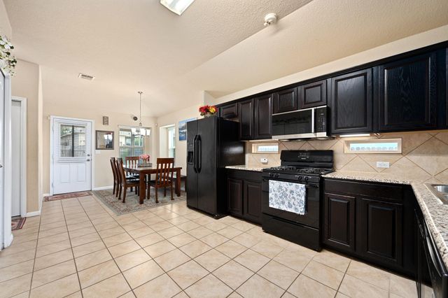 1405 Bess CV, Leander, TX 78641