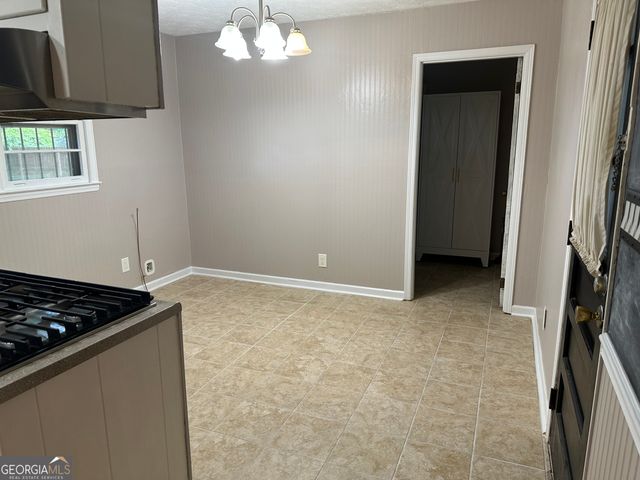 209 Maddox Road, Griffin, GA 30224