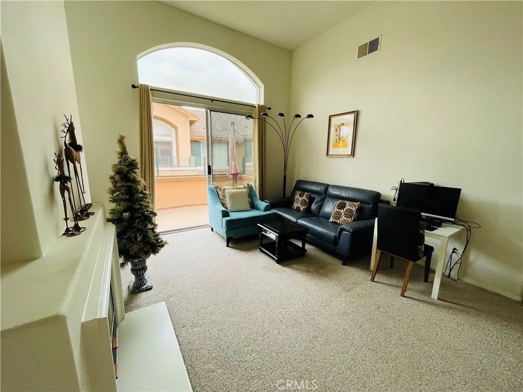 1506 Solvay Aisle 127, Irvine, CA 92606