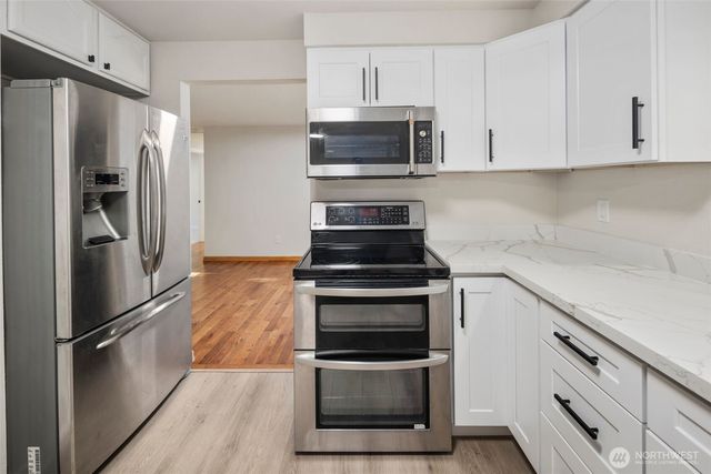 8034 S Alaska Street, Tacoma, WA 98408