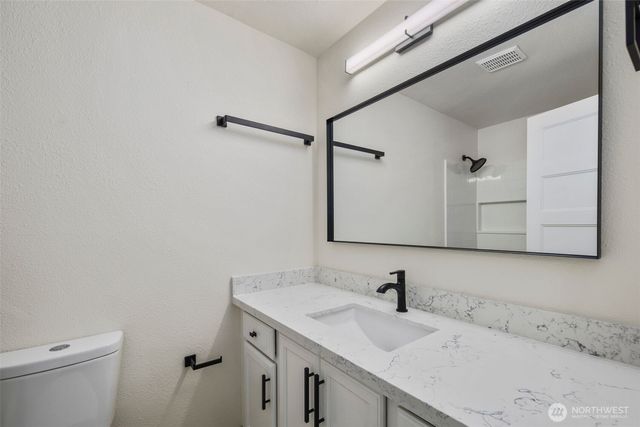 8034 S Alaska Street, Tacoma, WA 98408