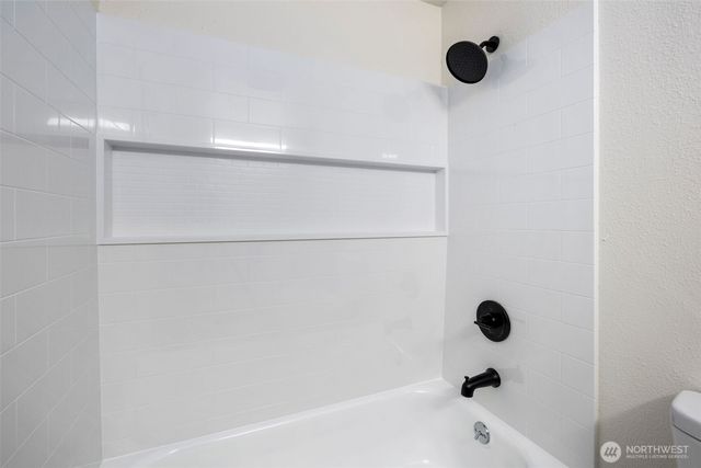 8034 S Alaska Street, Tacoma, WA 98408