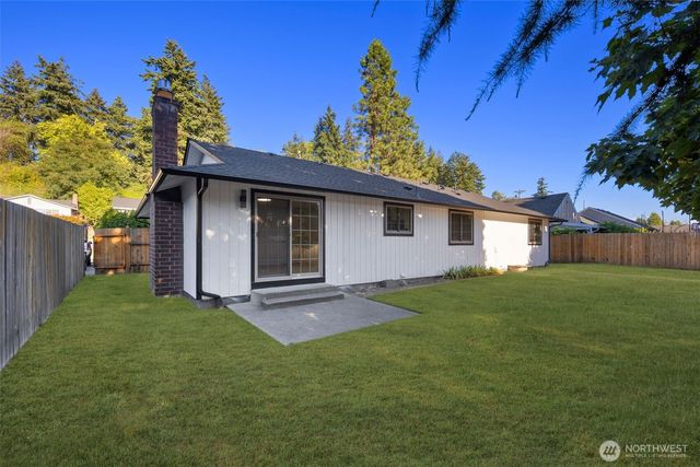 8034 S Alaska Street, Tacoma, WA 98408